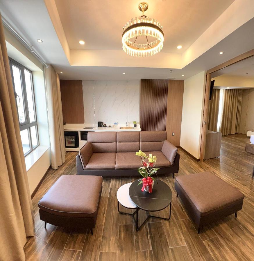 Mai Vy Hotel Tay Ninh Екстер'єр фото