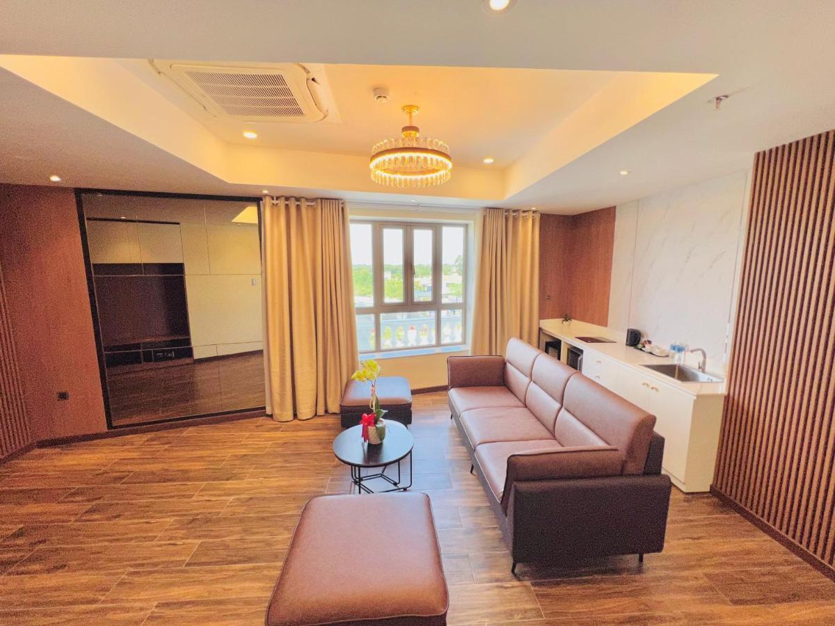 Mai Vy Hotel Tay Ninh Екстер'єр фото